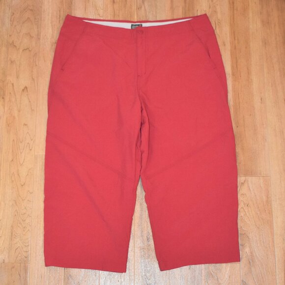 Royal Robbins Pants - NWT Royal Robbins Baja Capri Nylon Pants SPF 30+ Size 16